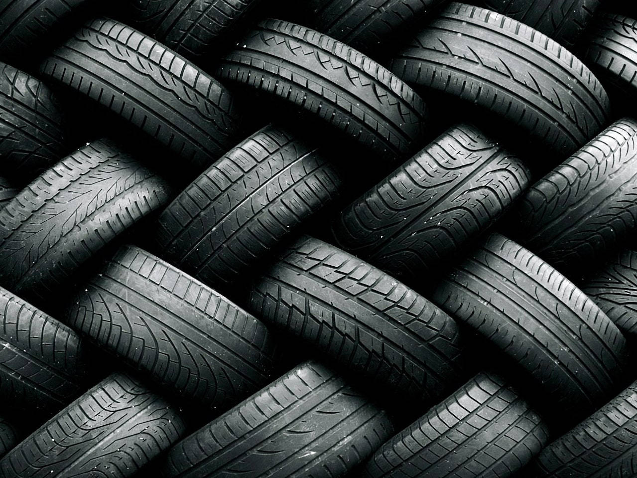 Складені шини Goodyear — Автомобілі Шпалери