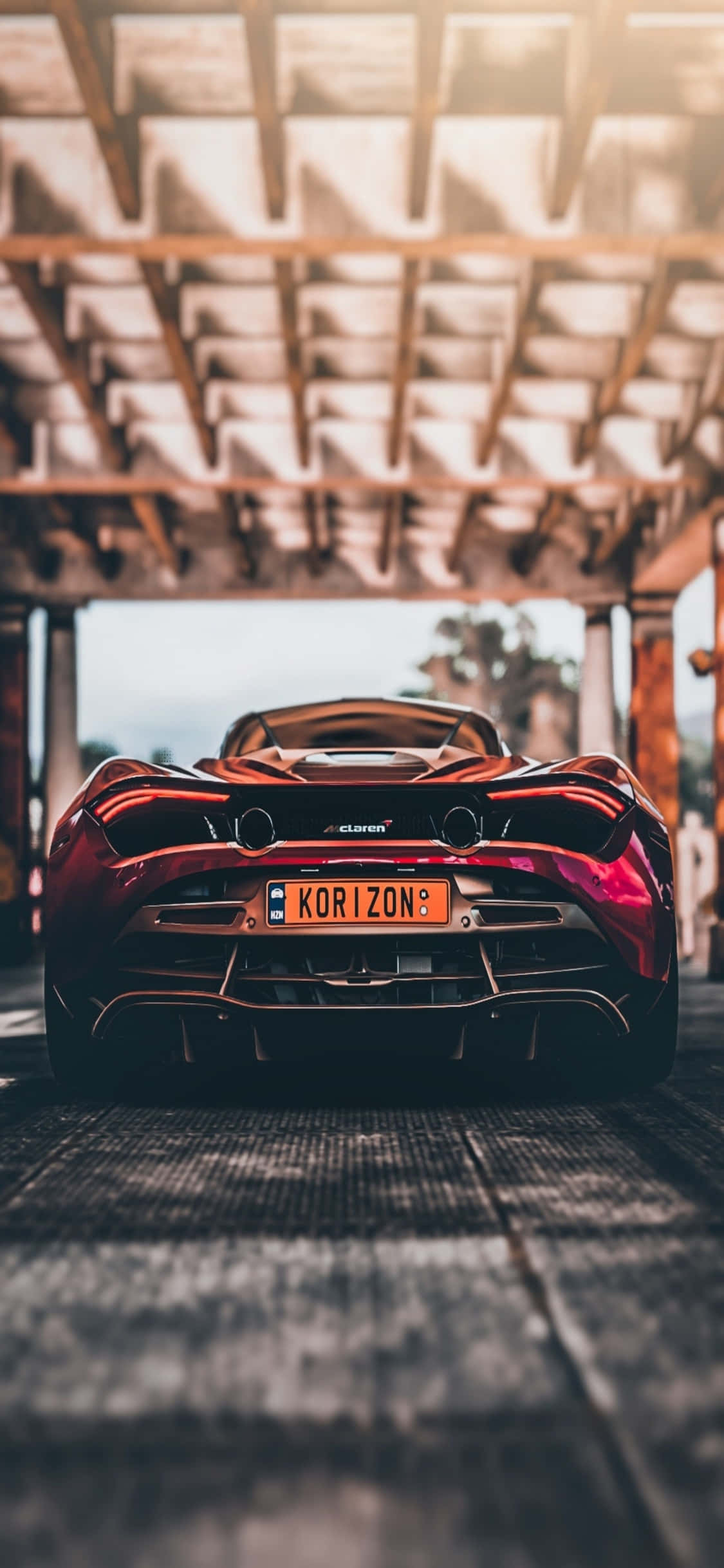 Сядь за кермо iPhone Xs McLaren 720s Шпалери