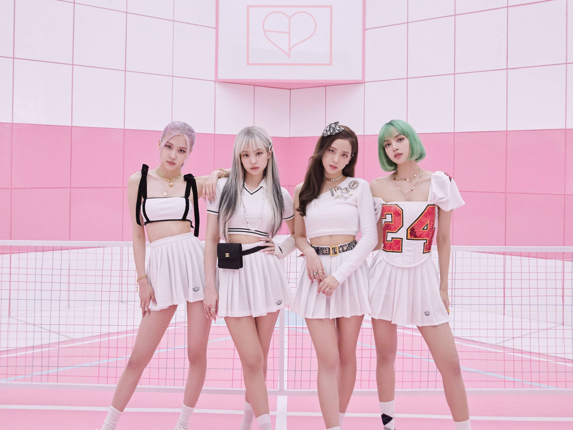 Учасниці Blackpink у тенісному одязі для робочого столу Шпалери