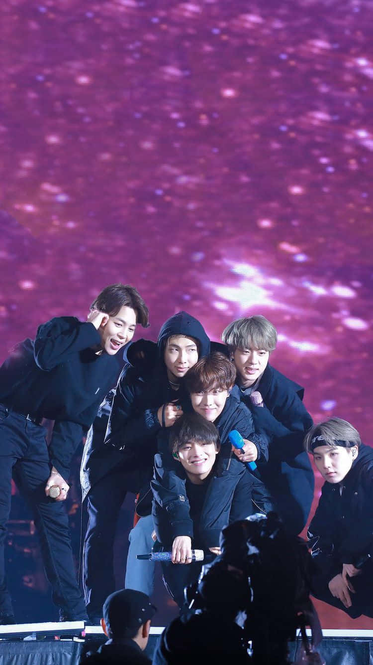 Фон BTS Шпалери