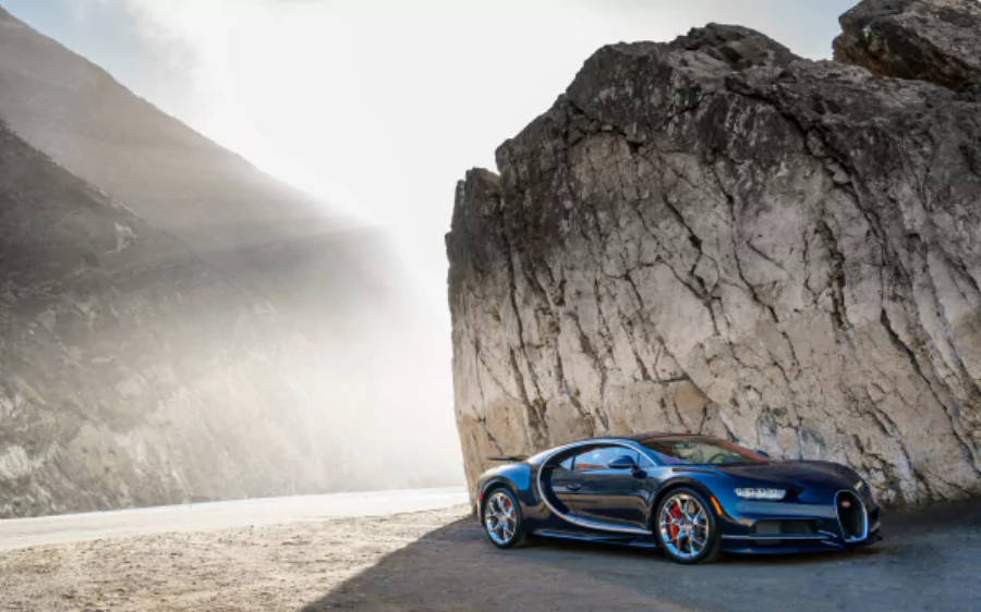 Чорний Bugatti Chiron 4K Шпалери
