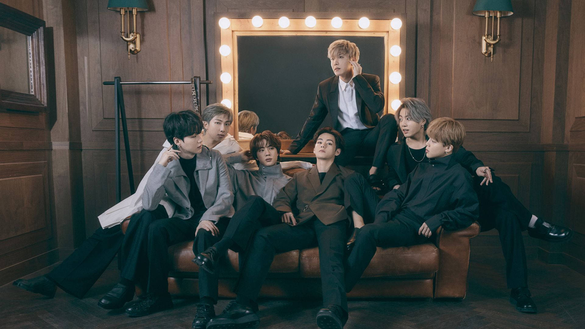 Шпалери BTS для робочого столу з ванітасною鏡 Шпалери