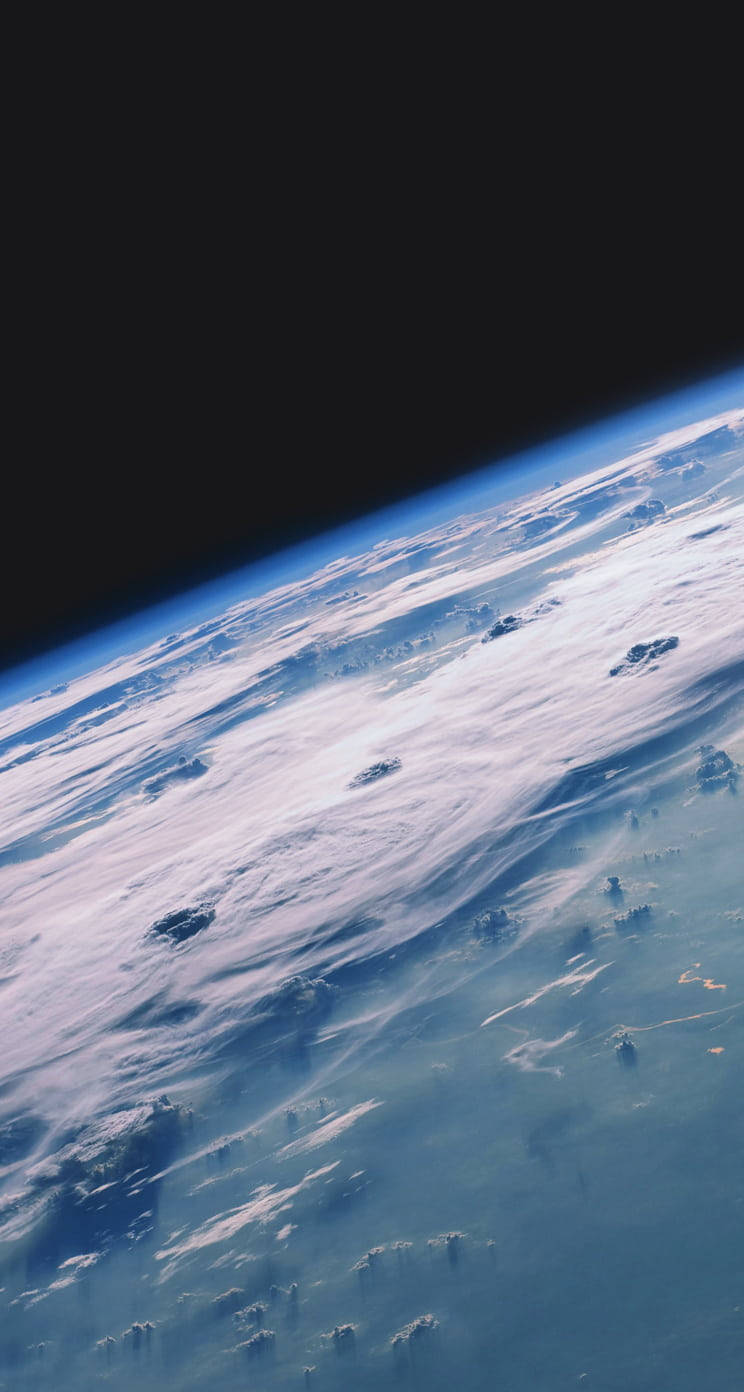 Шторм із космосу для iPhone від NASA Шпалери