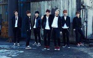 Шпалери BTS групове фото Skool Luv Affair — Групове фото bts GIF Шпалери
