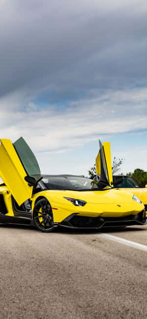Фон iPhone Xs Max Lamborghini — Honor Play Шпалери