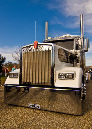 Kenworth блестящий хромированный бампер обої — IQOO Pad5 Шпалери