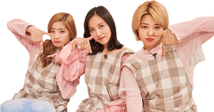 Twice учасниці позують невимушено