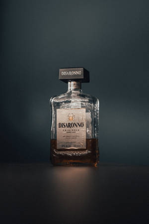 Бутылка ликера Disaronno виски — Xiaomi Pad 7S Pro 12.5 Шпалери