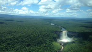 Фотография водопада Кайетур для обоев — Водоспад Шпалери