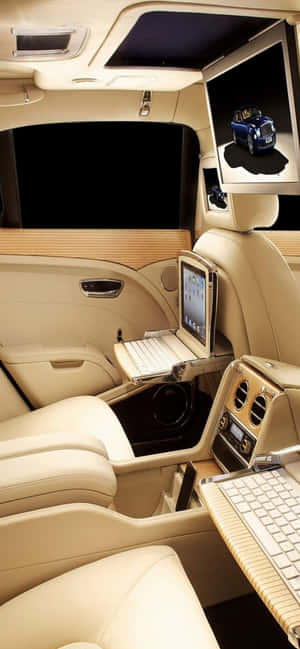 Фон iPhone Xs Max Bentley — Huawei Pura 90s Pro Max Шпалери