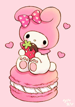 Мила My Melody їсть полуницю на макаруні