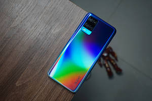 Переливающийся Oppo RENO5 Z