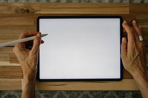 Планшет Apple iPad Pro — iPad Mini Шпалери