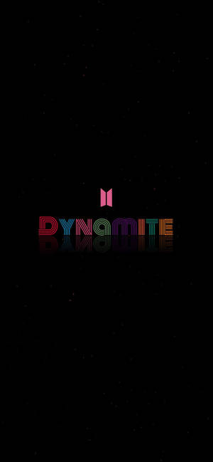 Простий чорний логотип BTS Dynamite — iPhone 15 Шпалери