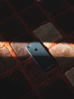 Тени Iphone 8