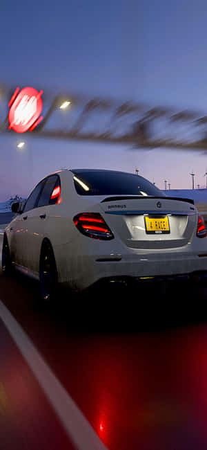 Фон iPhone XS Forza Horizon 4 — Redmi Turbo Шпалери