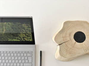белый и черный ноутбук — Surface Шпалери