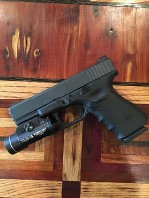 Фото Glock 19 — iPad Pro M4 Шпалери