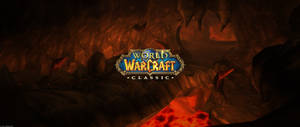 Ультраширокий заголовок World of Warcraft в центре огненной скалистой темницы. — 2560x1080 Шпалери